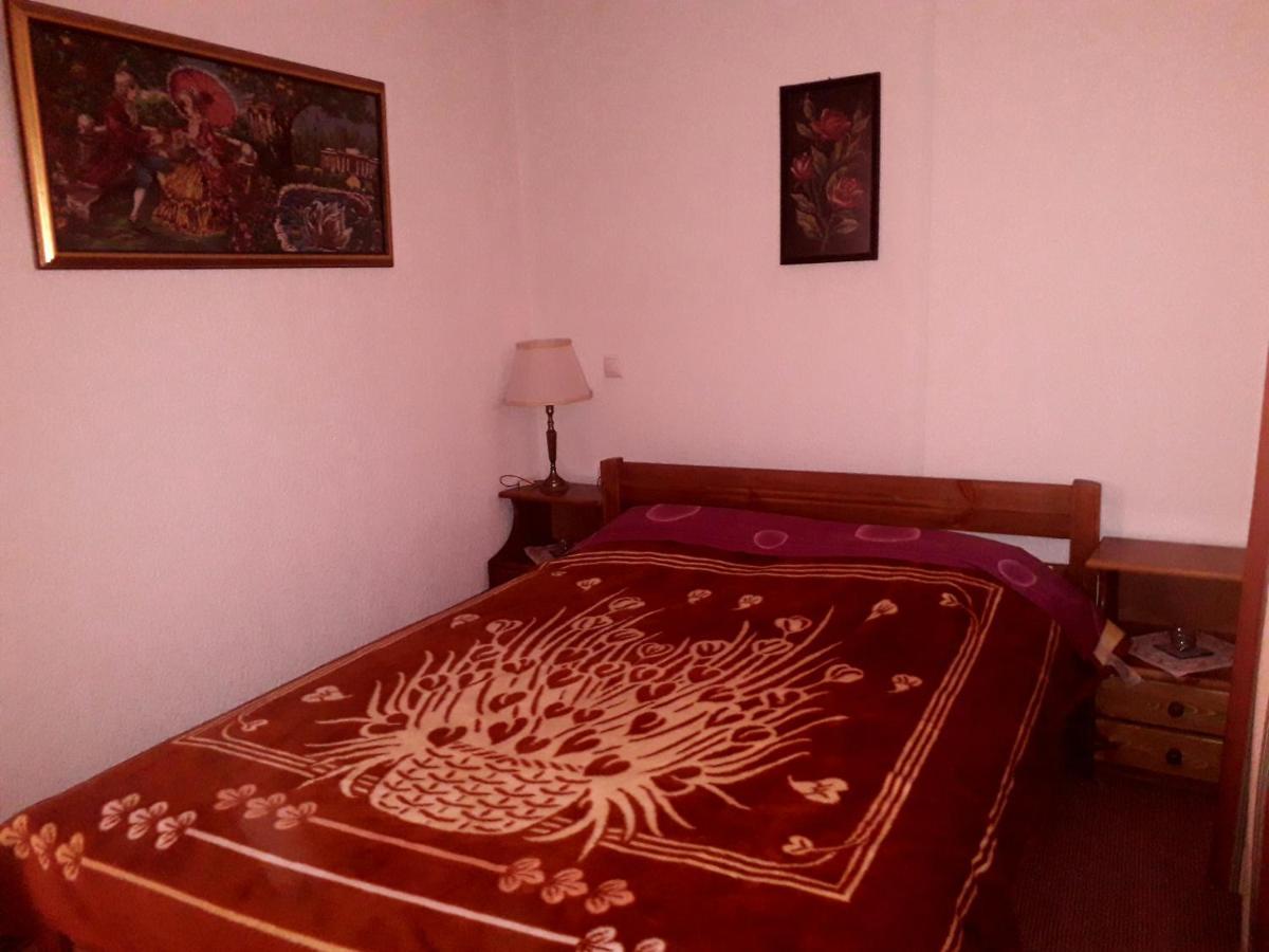 Traditional House Kalivia  Luaran gambar